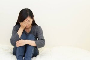 若者でもがんになる？若年層に見られるがんの特徴と気づきにくいサイン