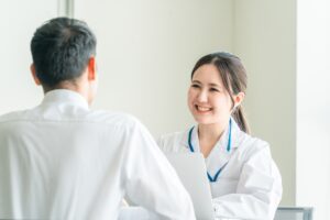 【結論】がんは何歳から増える？データで見る罹患率のターニングポイント