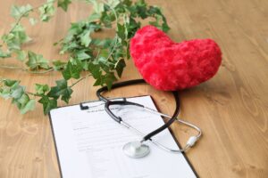 がん治療で「輸血」と言われたら？末期を意味するの？必要性と副作用、気になる疑問を解説